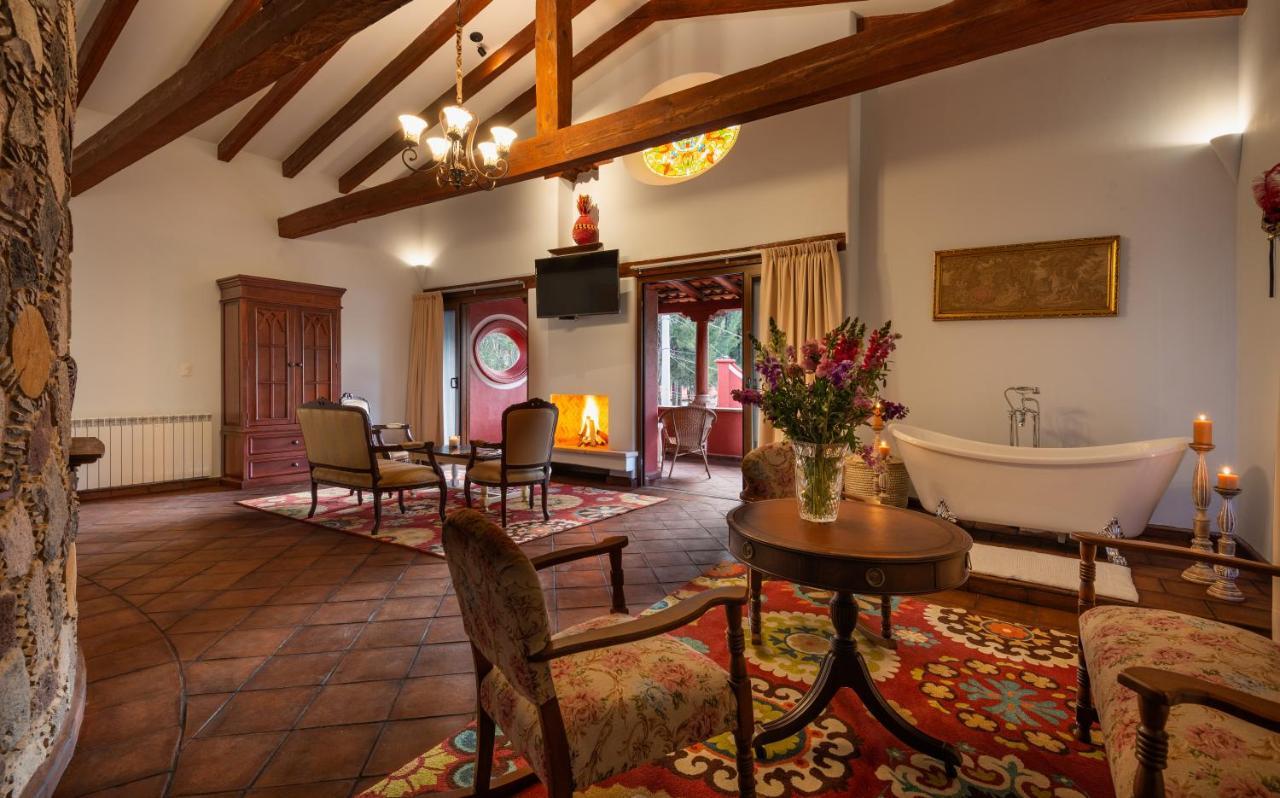 Hotel Boutique Casa Colorada Patzcuaro Exterior photo
